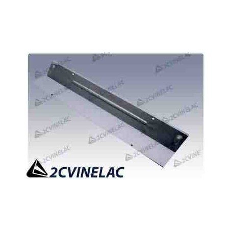 REF 3818. PLACA BAJO ASIENTO TRASERO.