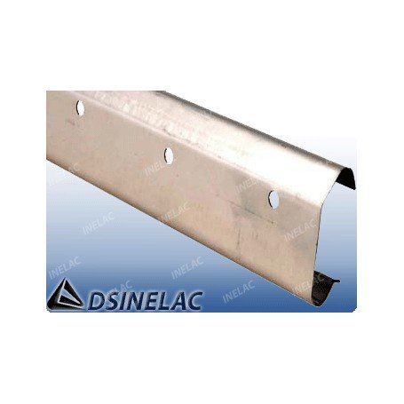 ENGASTE BAJO DE PUERTA TRASERA INOX.