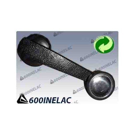 REF . 5900 MANECILLA ELEVALUNA PLASTICO SEAT 600.