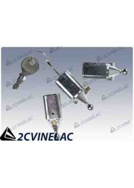 REF 3578. JUEGO 3 BOMBINES CON LLAVE DYANE.