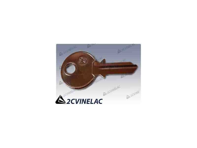 REF 4895. LLAVE PARA PUERTA 2CV, DYANE.