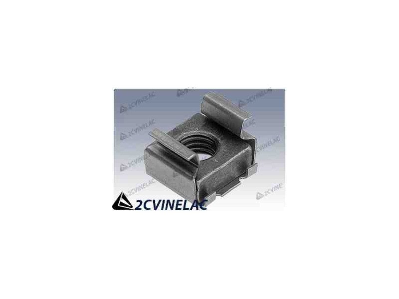 REF 738. TUERCA DEL TAPACUBOS.