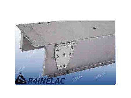 REF 7442. TRAVESAÑO CENTRAL SIN BASE FRENO DE MANO R4.