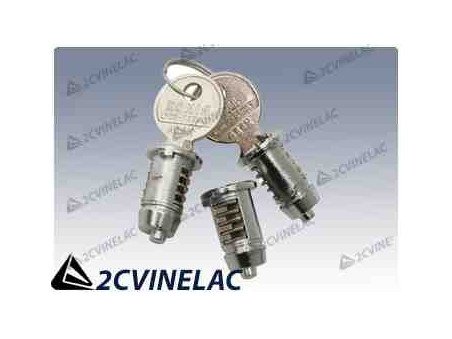 REF 432. JUEGO 3 BOMBINES CON LLAVE.