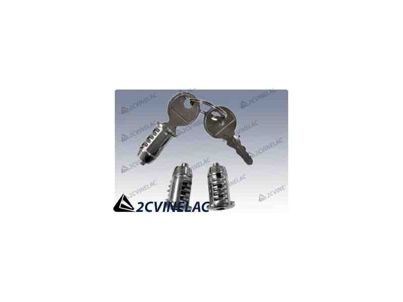 REF 432. JUEGO 3 BOMBINES CON LLAVE.
