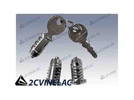 REF 432. JUEGO 3 BOMBINES CON LLAVE.